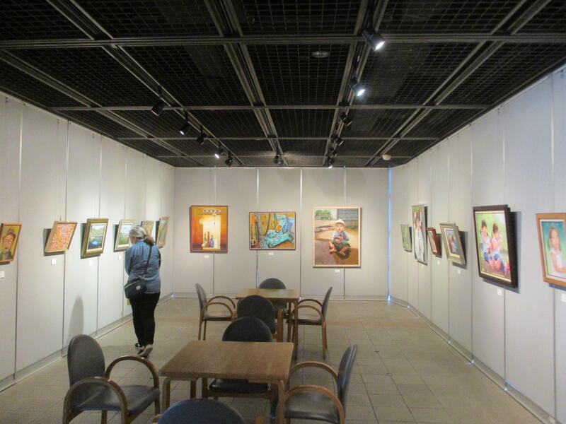 ラベンダー会油彩画展　様子