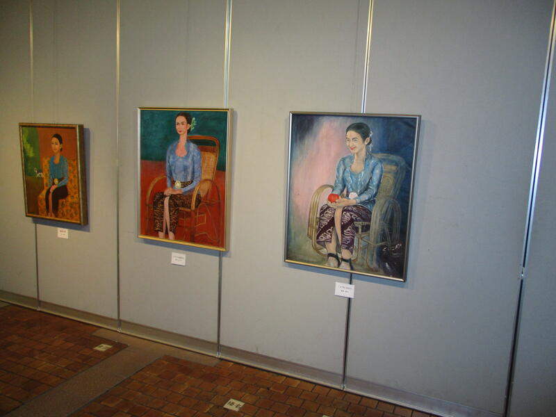 ホワイト展　展示様子