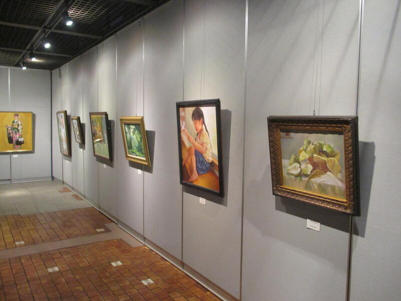 第11回ラベンダー会油彩画展　作品展展示様子