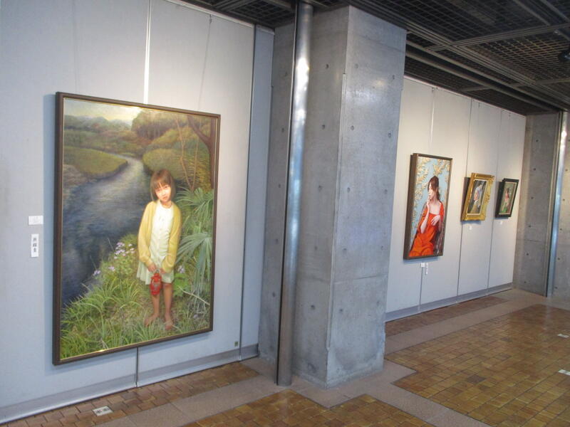 ぐんま県　人物画展様子